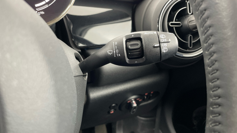 MINI Hatchback 135kW Cooper S Level 2 33kWh 3dr Auto Electric Hatchback